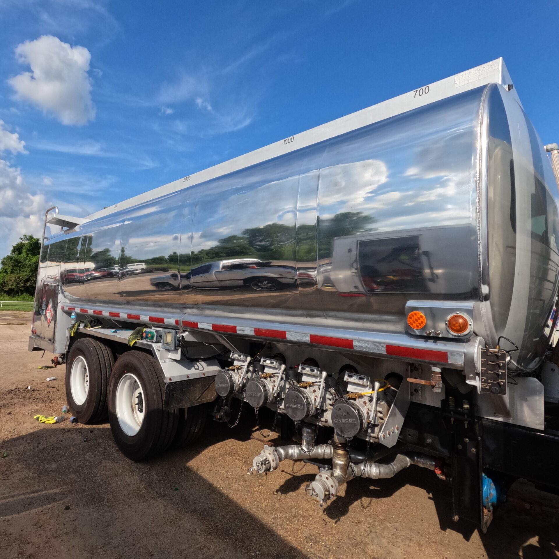 TANKER POLISHING
