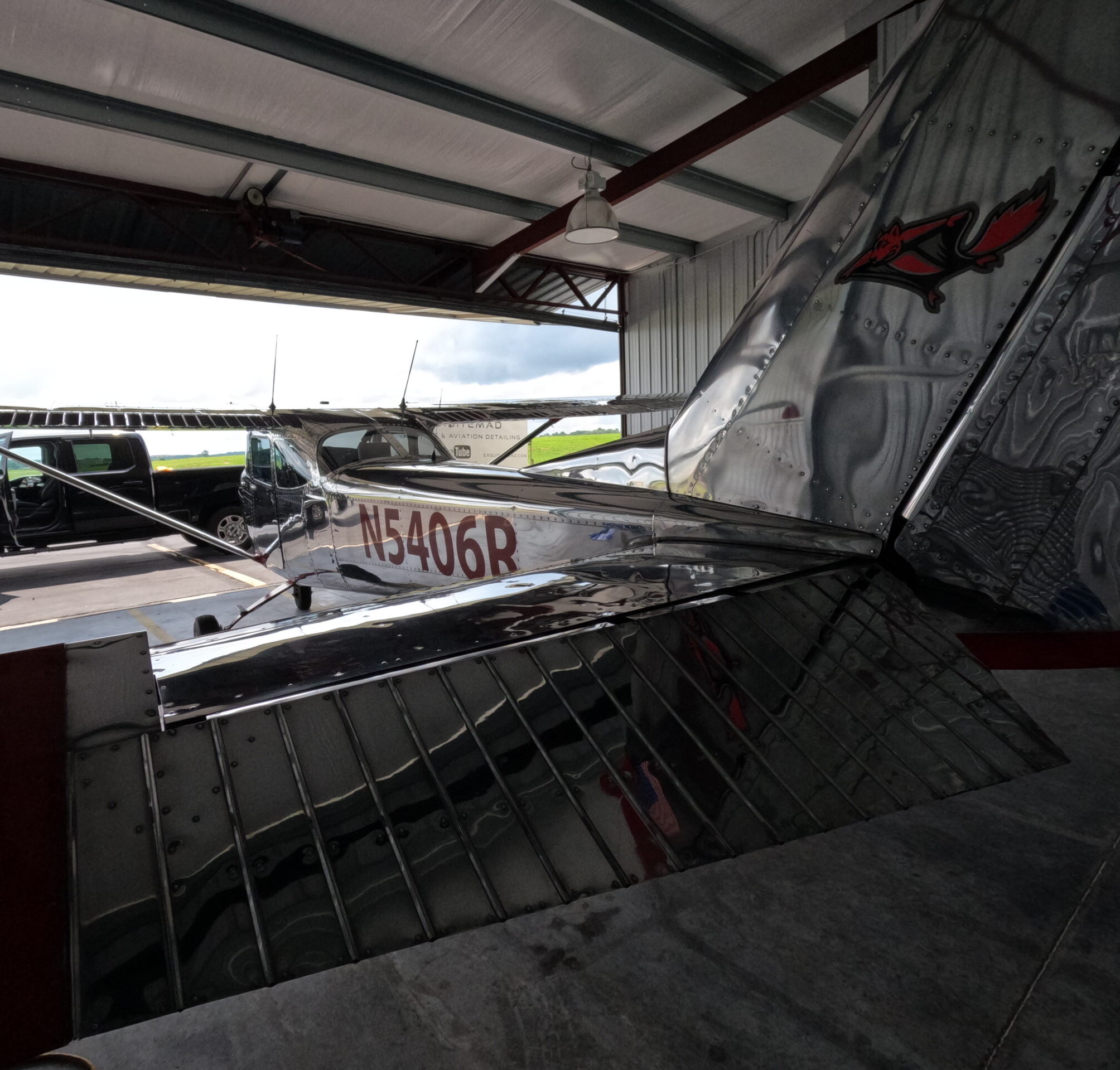 EXQUISITEMAD Aircraft Brightwork Polishing